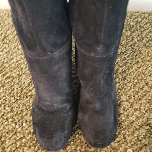 Nine West Black Heeled Boots 
Size 8 - Picture 4 of 9